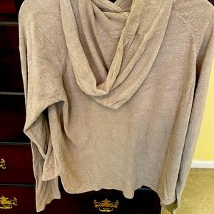 Barefoot Dreams Cozy Chic Ultra Lite Pullover Hoodie